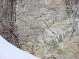 другого типа горной породы основания Кайласа