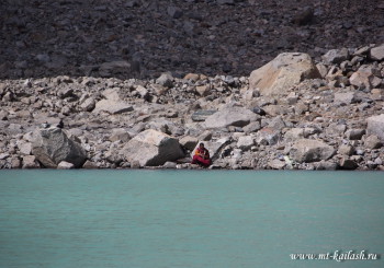 Тибет-Кайлас. Особенности горного рельефа у озера Гаури Кунд и Звук Первотворения